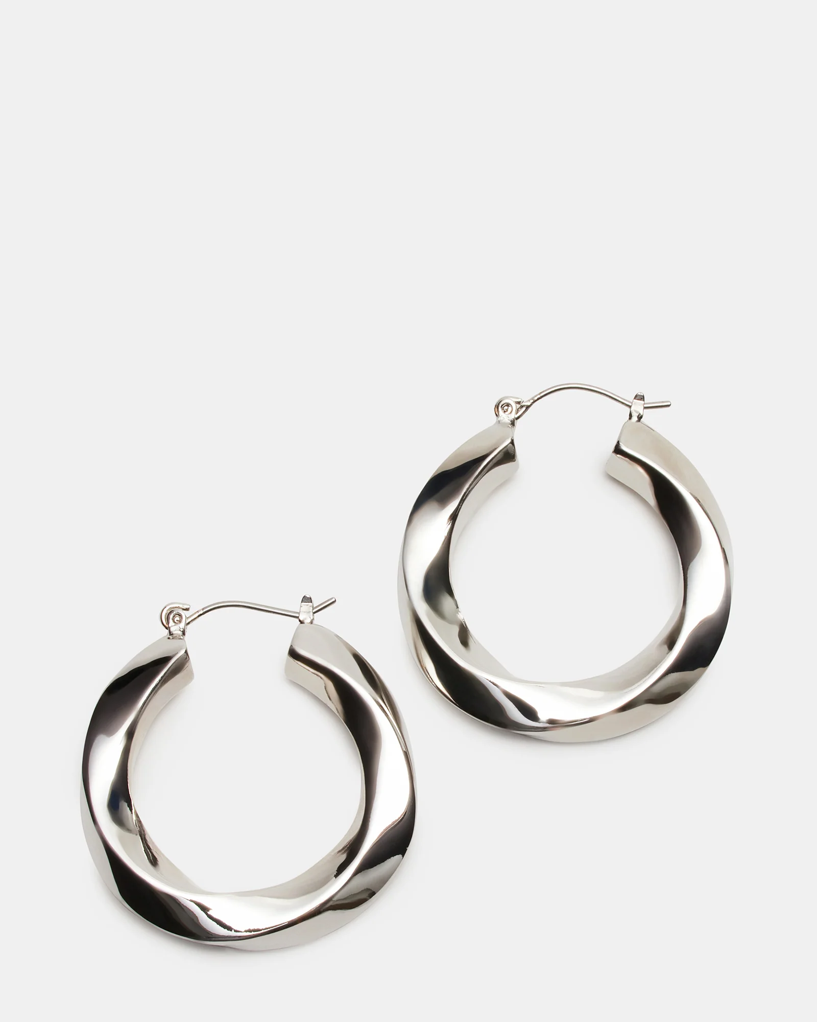 Medium Twisted Hoops Silver